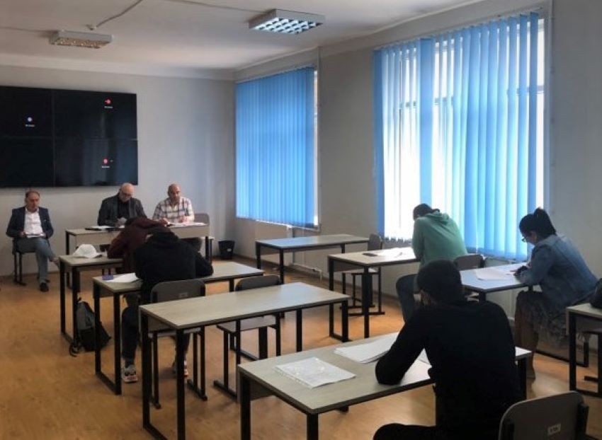 საკვალიფიკაციო გამოცდები ექვს დუალურ პროფესიულ საგანმანათლებლო პროგრამაზე